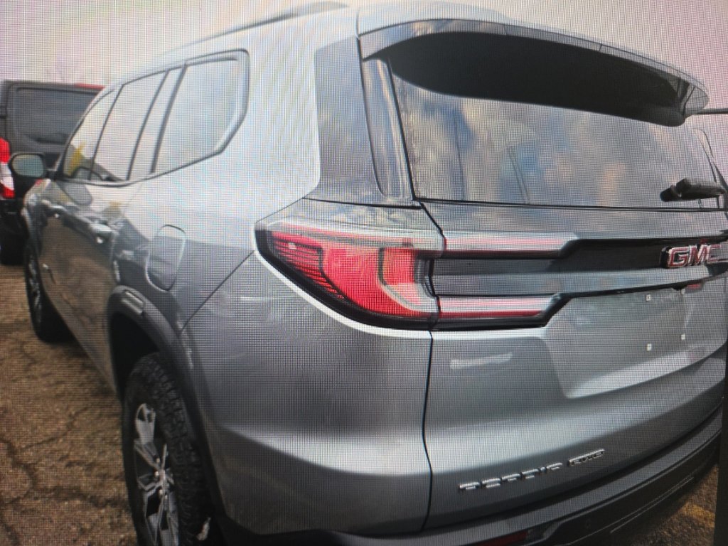 Used 2024 GMC Acadia AT4 w/ LPO, Floor Liner Package AWD/4WD image 3