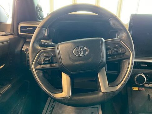 Certified 2025 Toyota 4Runner Limited AWD/4WD image 30
