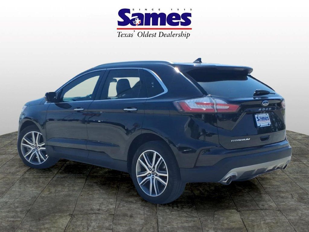 Used 2023 Ford Edge Titanium AWD/4WD image 5