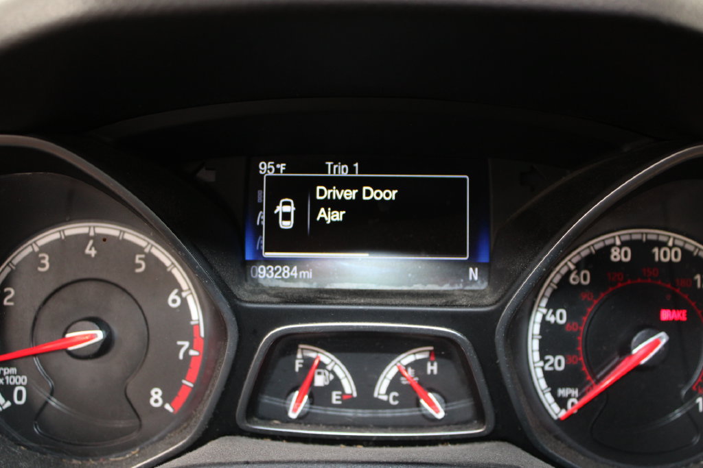 Used 2017 Ford Focus ST FWD image 17