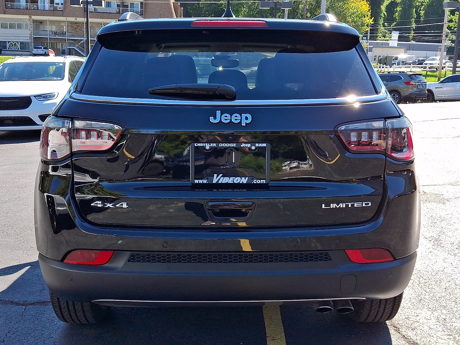 Certified 2022 Jeep Compass Limited AWD/4WD image 5
