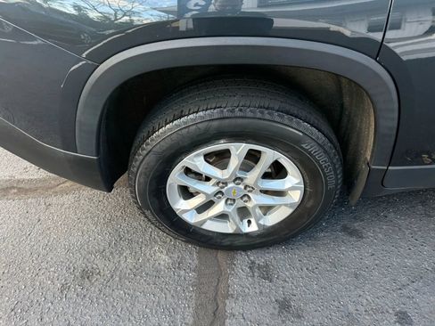 Used 2020 Chevrolet Traverse LT AWD/4WD image 53