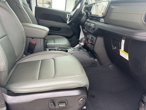 New 2026 Jeep Gladiator Mojave image 23