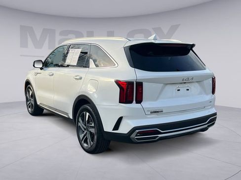 Used 2024 Kia Sorento EX image 3