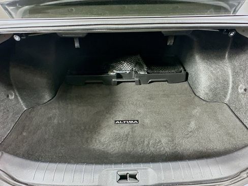 Used 2024 Nissan Altima 2.5 SR image 32