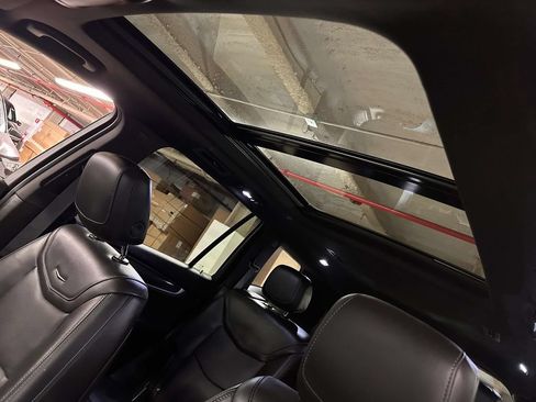 Used 2023 Cadillac XT6 Sport w/ LPO, ONYX Package AWD/4WD image 14
