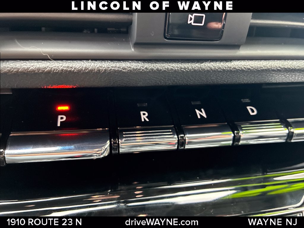 Certified 2022 Lincoln Corsair AWD w/ Equipment Group 101A image 21