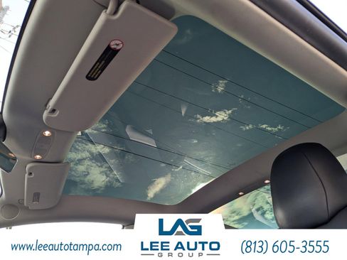 Used 2022 Tesla Model 3 Standard Range image 20