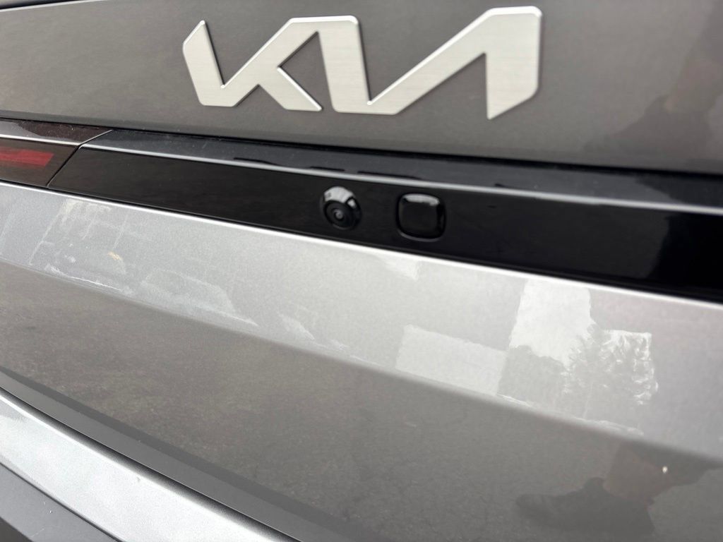 Certified 2025 Kia K4 GT-Line Turbo FWD image 14