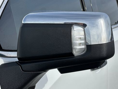 Used 2025 GMC Sierra 1500 SLT image 49