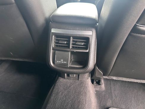Used 2019 Chevrolet Impala Premier FWD image 28