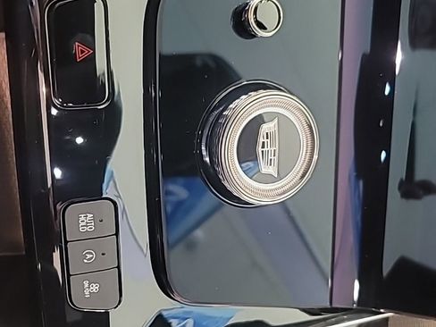 Used 2026 Cadillac Escalade Sport w/ Touring Package image 15