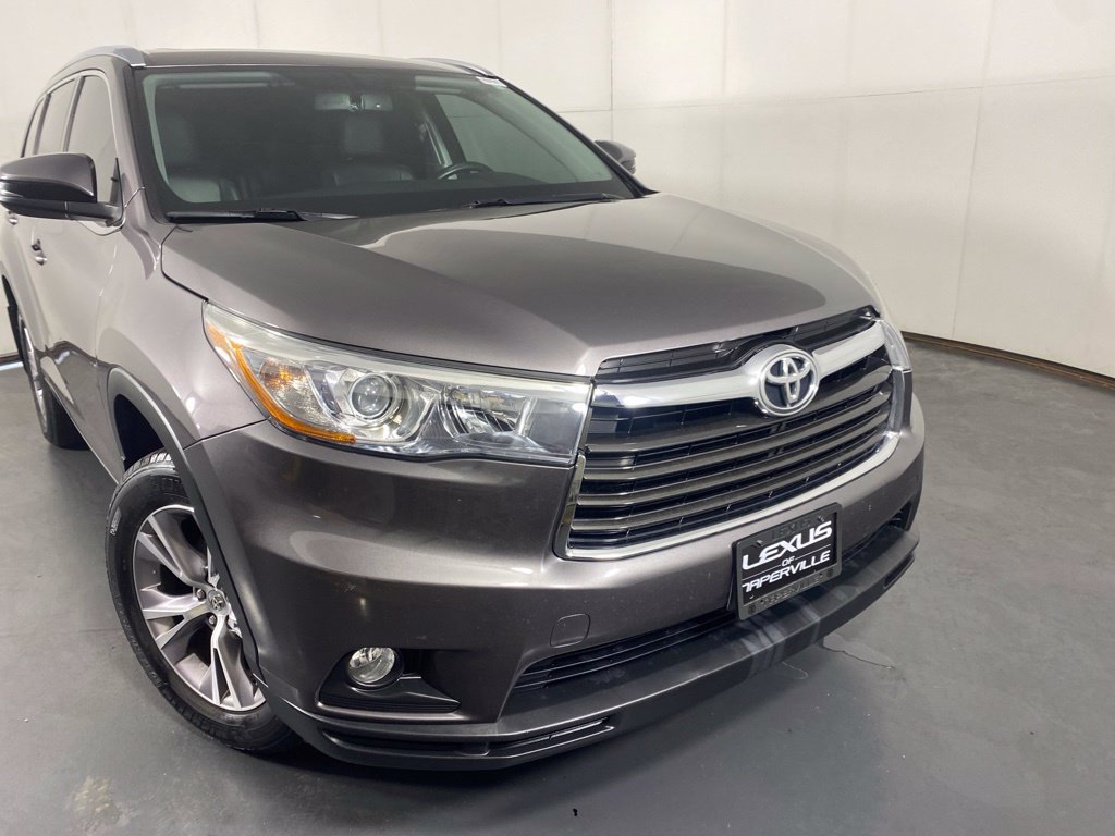 Used 2015 Toyota Highlander XLE AWD/4WD image 2
