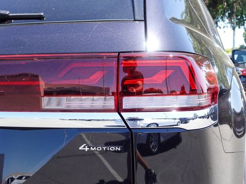 New 2026 Volkswagen Atlas SEL Premium R-Line AWD/4WD image 6