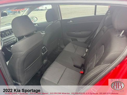 Used 2022 Kia Sportage LX FWD image 32