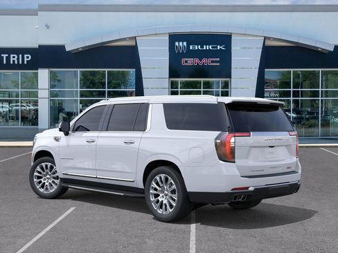 New 2026 GMC Yukon XL Denali image 5