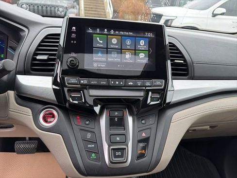 Used 2024 Honda Odyssey EX-L image 16