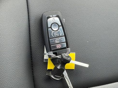 New 2026 Ford Transit 250 148 Medium Roof image 16