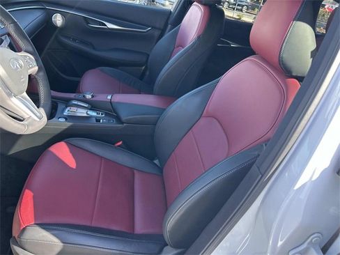 Used 2024 INFINITI QX50 Sport image 17