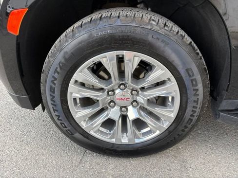 Used 2023 GMC Yukon XL Denali AWD/4WD image 13