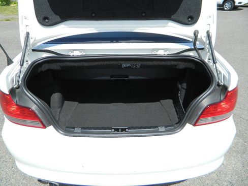 Used 2009 BMW 128i Convertible RWD image 10