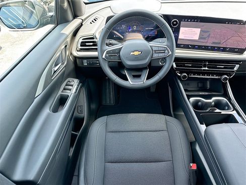 New 2026 Chevrolet Traverse LT image 16