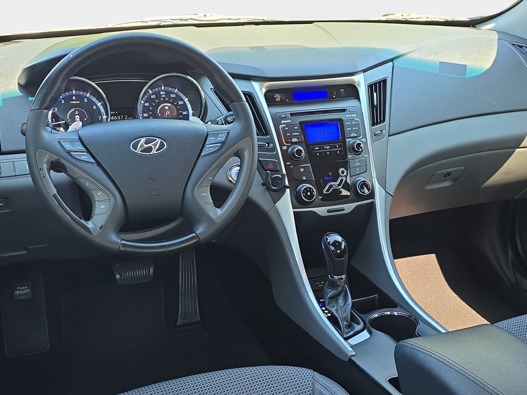 Used 2011 Hyundai Sonata SE FWD image 18