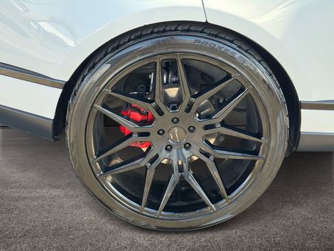 Used 2018 Land Rover Range Rover HSE image 8