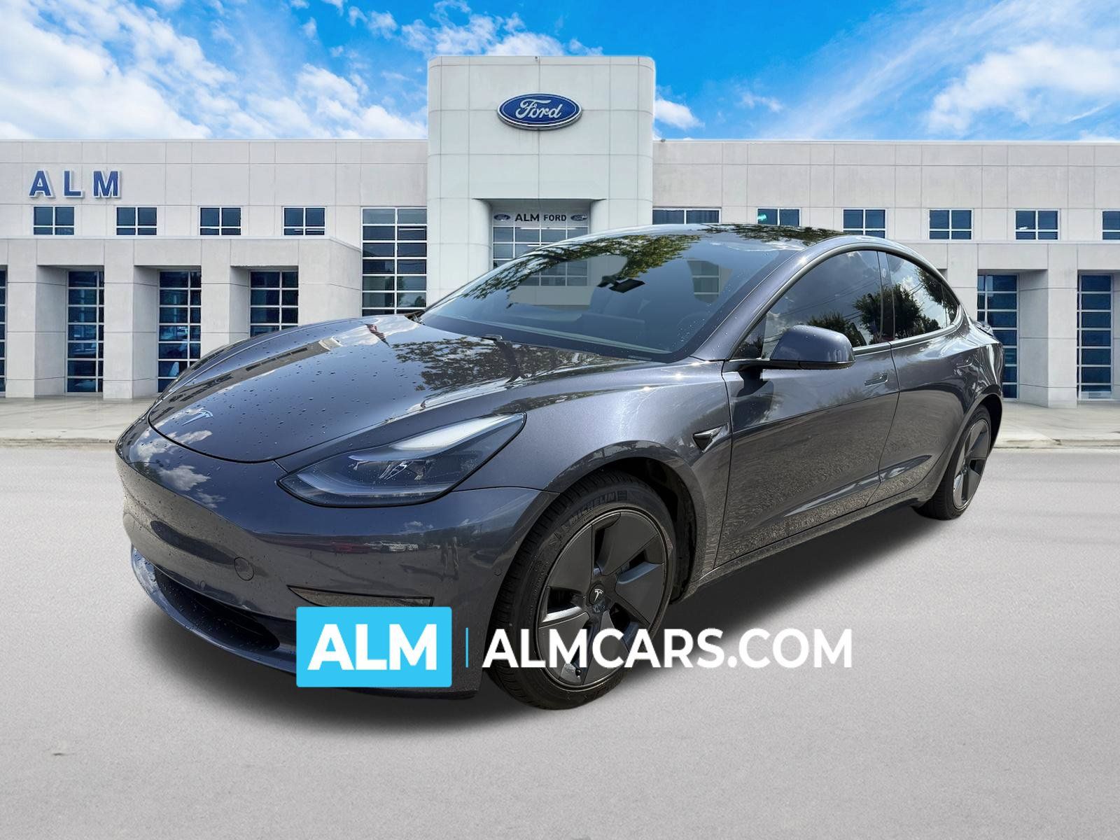 Used 2021 Tesla Model 3 Standard Range Plus RWD image 1