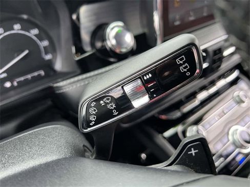 Certified 2021 Lincoln Corsair Standard w/ Equipment Group 101A image 27