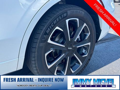 Used 2024 Lincoln Nautilus Reserve w/ Equipment Group 202A AWD/4WD image 32