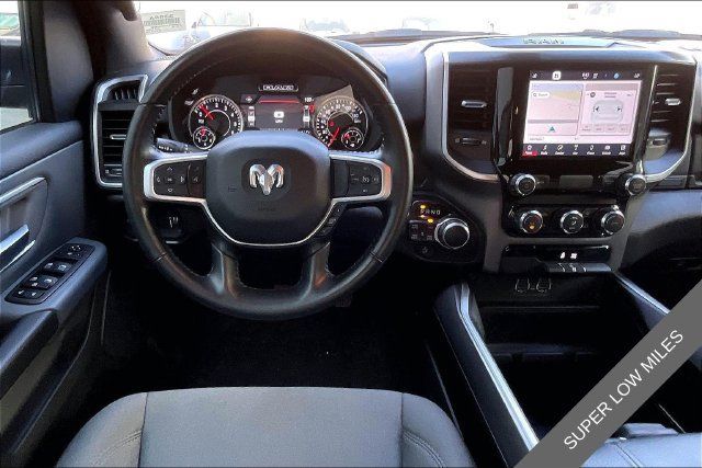 Used 2022 RAM 1500 Big Horn AWD/4WD image 4