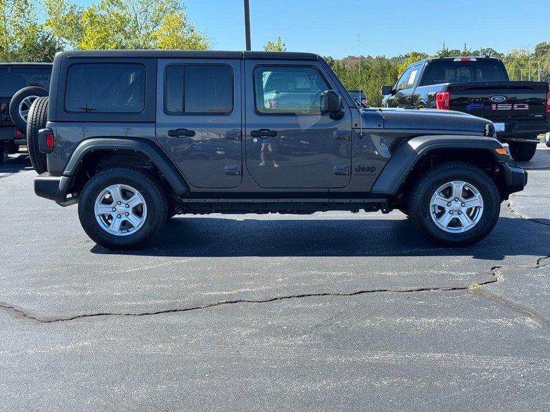 Used 2023 Jeep Wrangler Unlimited Sport AWD/4WD image 2
