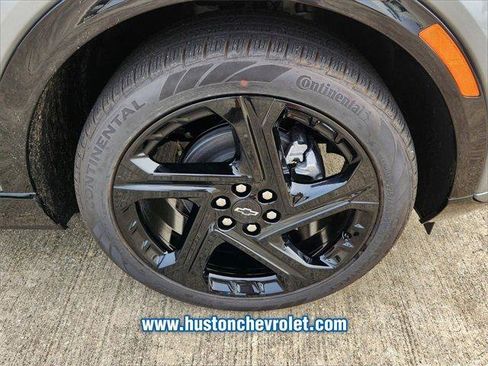 New 2026 Chevrolet Equinox EV RS image 16