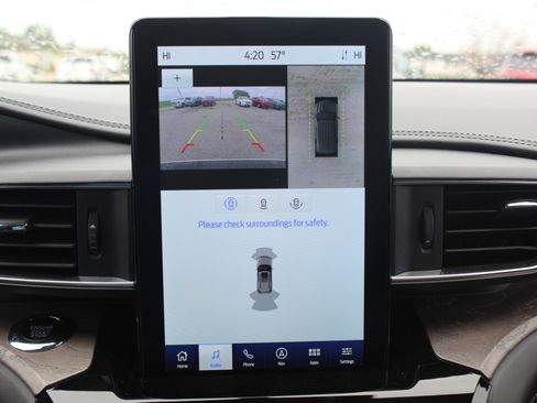 Used 2023 Ford Explorer Platinum w/ Premium Technology Package image 14