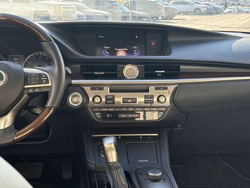 Used 2018 Lexus ES 350 image 30