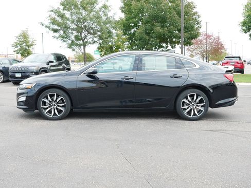 Used 2023 Chevrolet Malibu RS w/ LPO, Floor Liner Package image 2