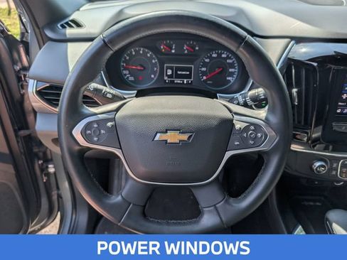 Used 2023 Chevrolet Traverse LT FWD image 14