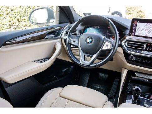 Used 2022 BMW X4 xDrive30i w/ Convenience Package AWD/4WD image 13