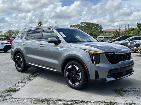 New 2026 Kia Sorento EX AWD/4WD image 2