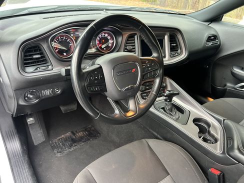 Used 2023 Dodge Challenger GT image 20