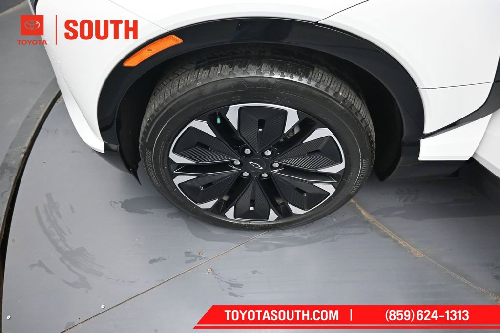 Used 2024 Chevrolet Blazer EV RS AWD/4WD image 44