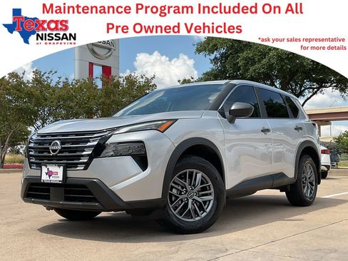 Used 2025 Nissan Rogue S AWD/4WD image 1