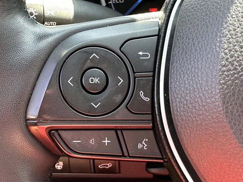 Certified 2025 Toyota RAV4 XLE w/ Convenience Package image 24