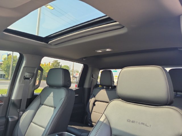 Used 2026 GMC Sierra 1500 Denali AWD/4WD image 20