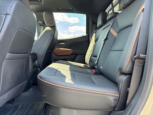 Used 2024 GMC Canyon AT4 w/ AT4 Premium Package AWD/4WD image 24