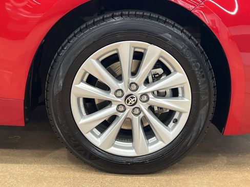 Used 2025 Toyota Corolla SE image 11