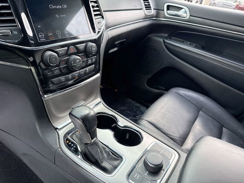 Used 2022 Jeep Grand Cherokee Limited AWD/4WD image 13