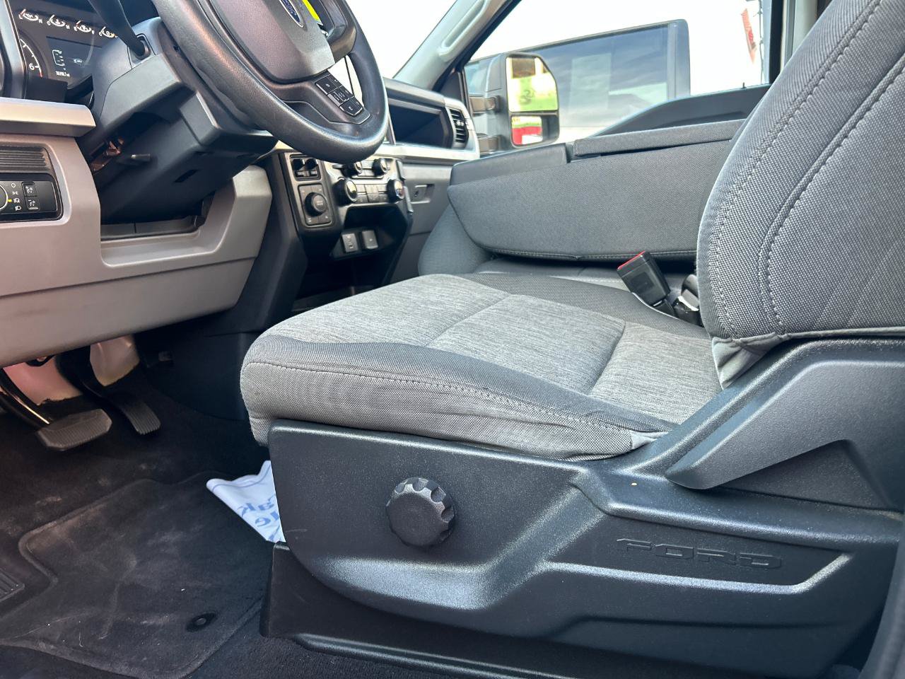 Used 2023 Ford F350 XL w/ STX Appearance Package AWD/4WD image 14