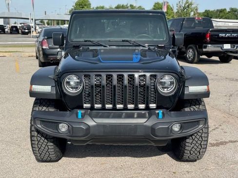 Used 2022 Jeep Wrangler Unlimited Rubicon 4xe w/ Cold Weather Group AWD/4WD image 2